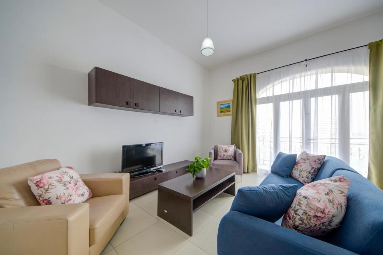 St Julians 2 Bedroom Apartment With Commanding Seaviews By Shortletsmalta Сент Джулианс Экстерьер фото